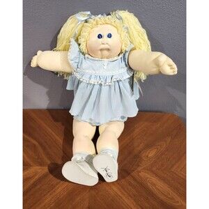 Vtg HAND SIGNED Xavier Roberts Soft Sculpture Little People Cabbage Patch Doll